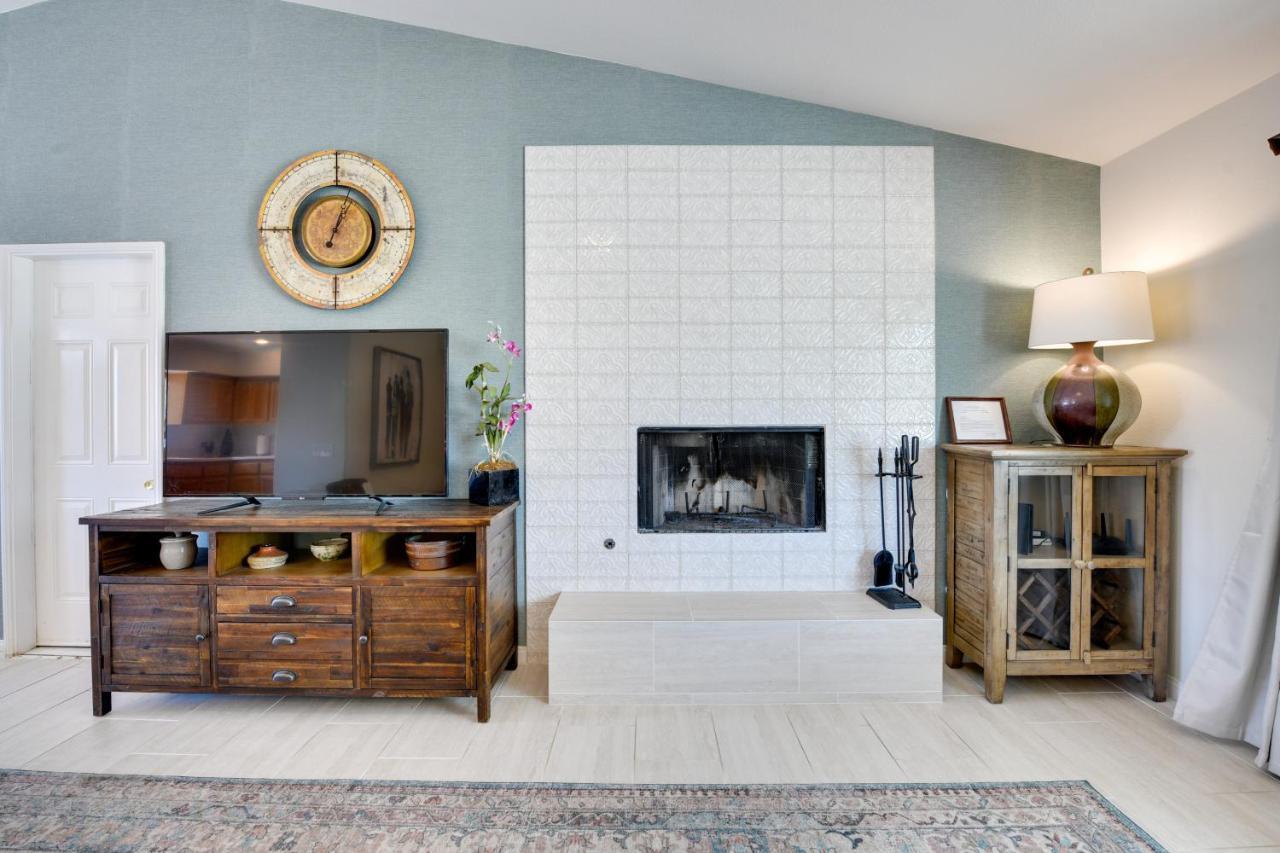 Updated Abode 22 Mi To Joshua Tree National Park! Morongo Valley Eksteriør bilde