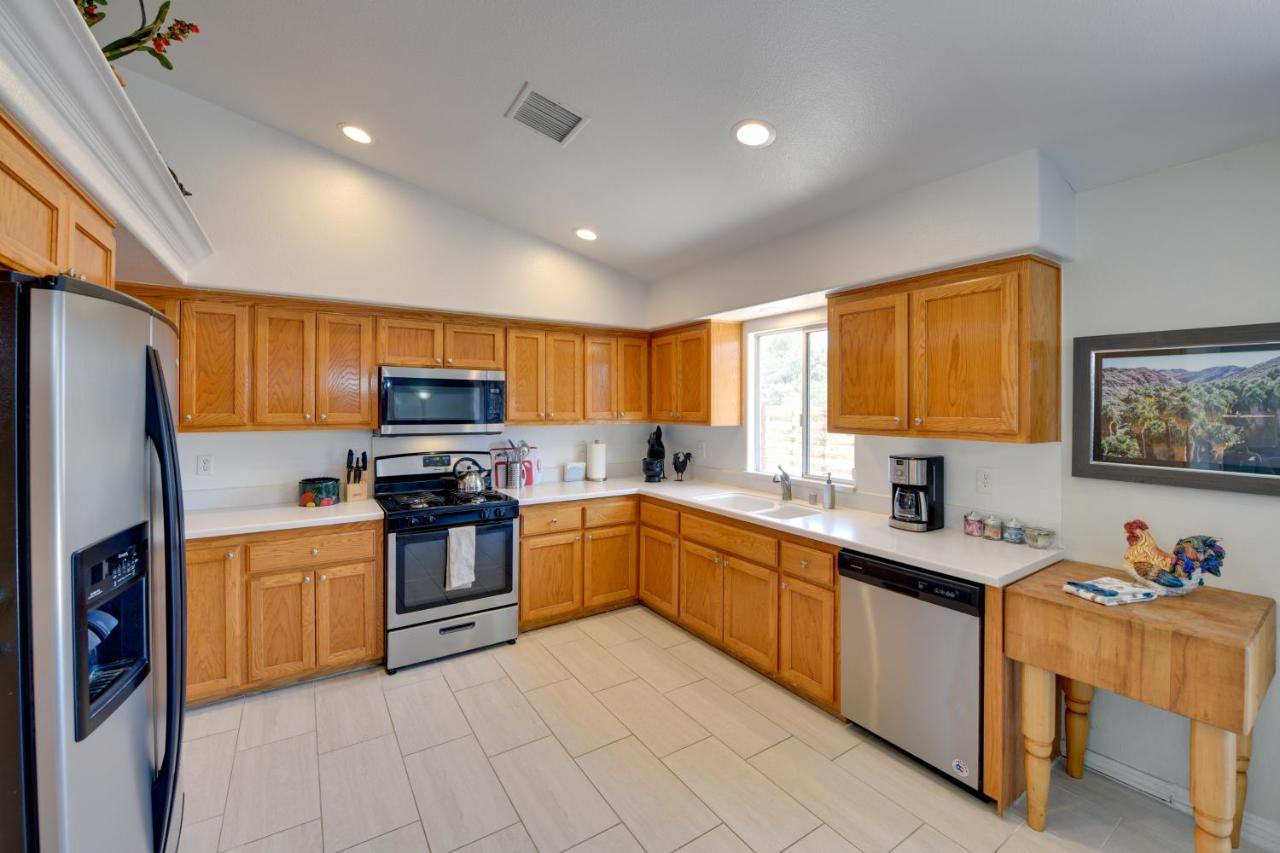 Updated Abode 22 Mi To Joshua Tree National Park! Morongo Valley Eksteriør bilde